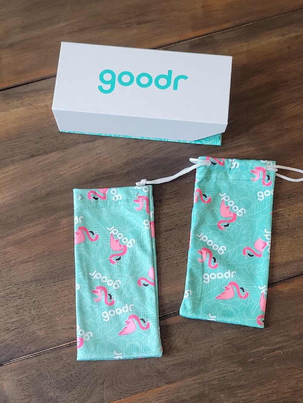 GOODR Sunglasses Cases HARD and SOFT CASE drawstring flamingo pink and green NEW